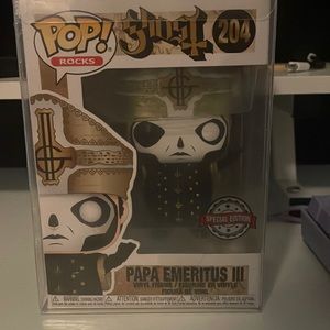Exclusive Papa Emeritus III funko Pop Collectible